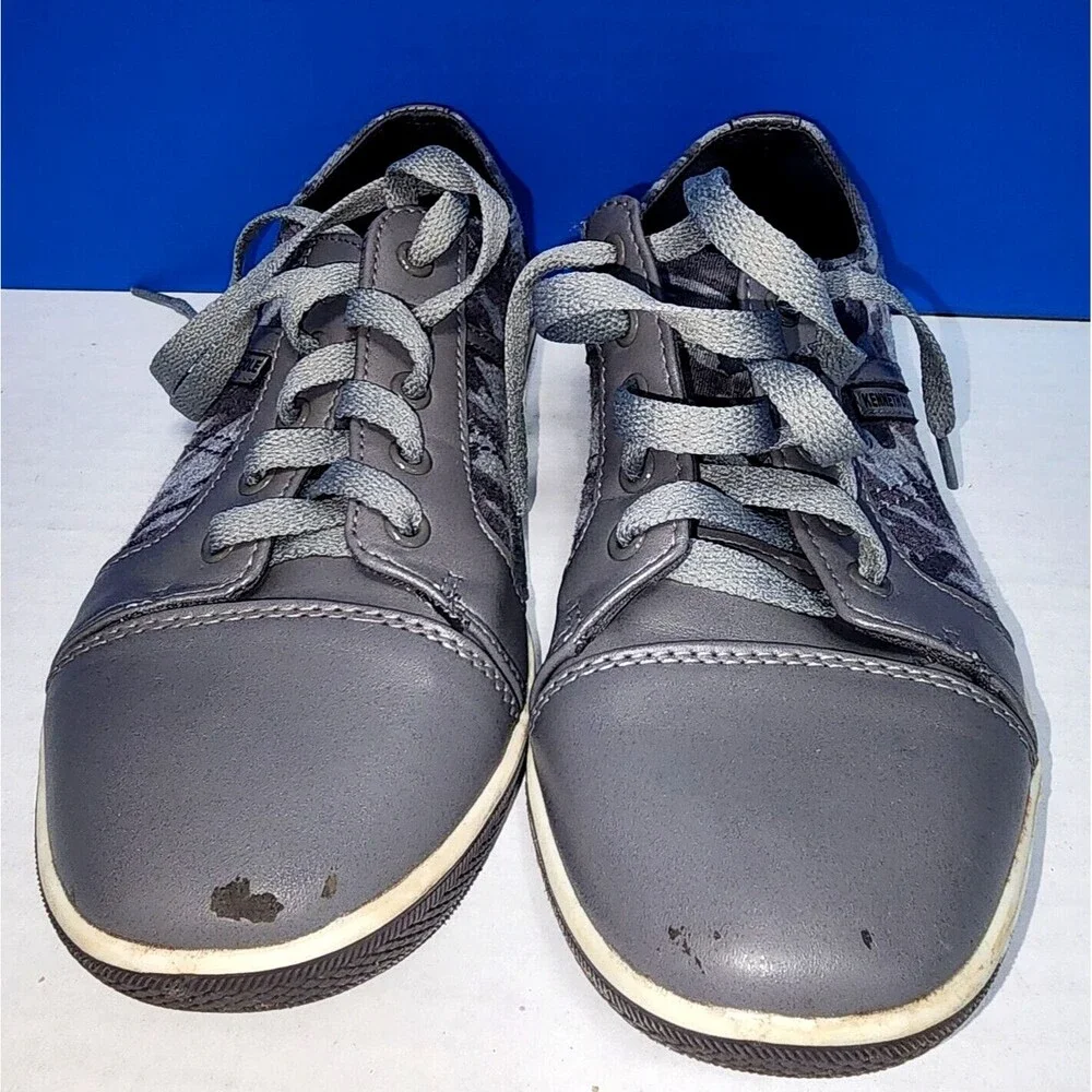 Kenneth Cole Center Adventure Grey/Olive Camouflage Sneakers Size 3